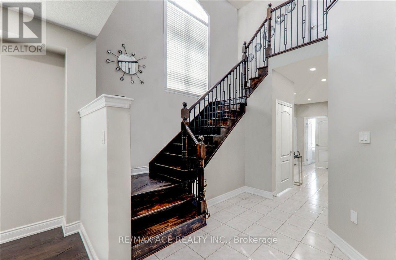 168 Rutherford Road, Bradford West Gwillimbury (Bradford), Ontario  L3Z 0B4 - Photo 9 - N14130486