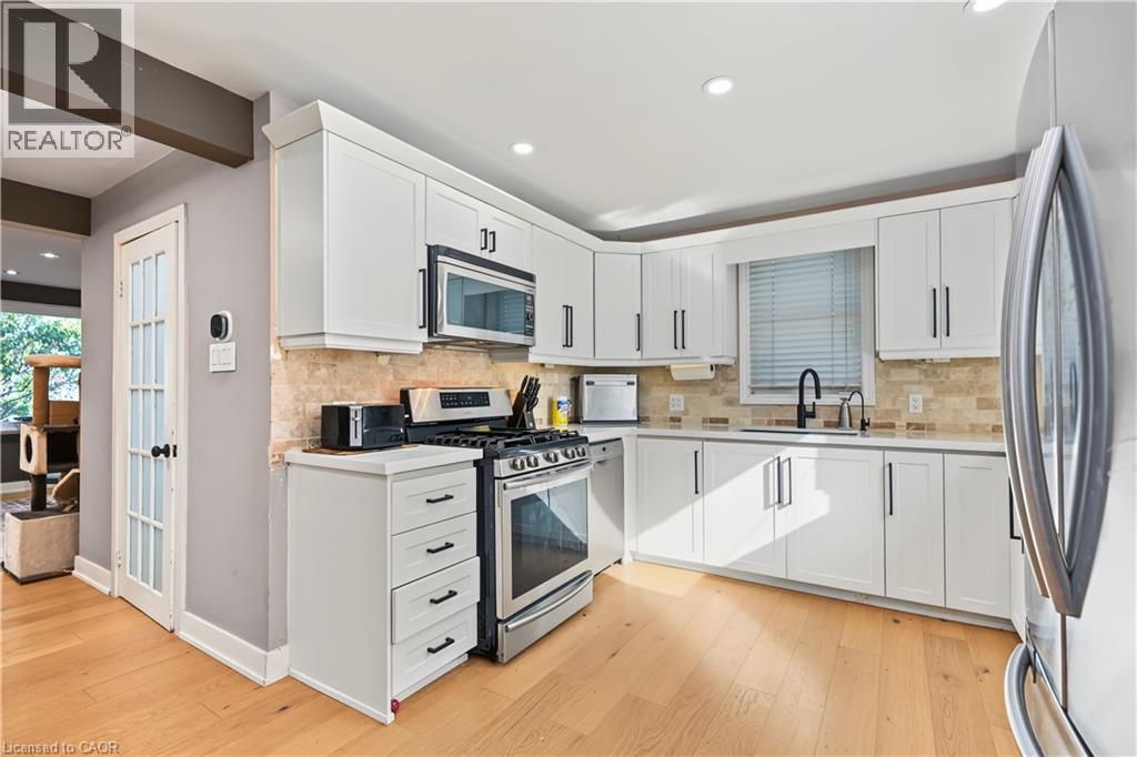 100 Montrose Avenue, Hamilton, Ontario  L8K 4Y7 - Photo 15 - 40872633