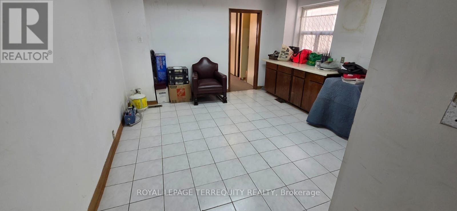Full Space - 743 Gerrard Street E, Toronto, Ontario  M4M 1Y5 - Photo 9 - E13854118