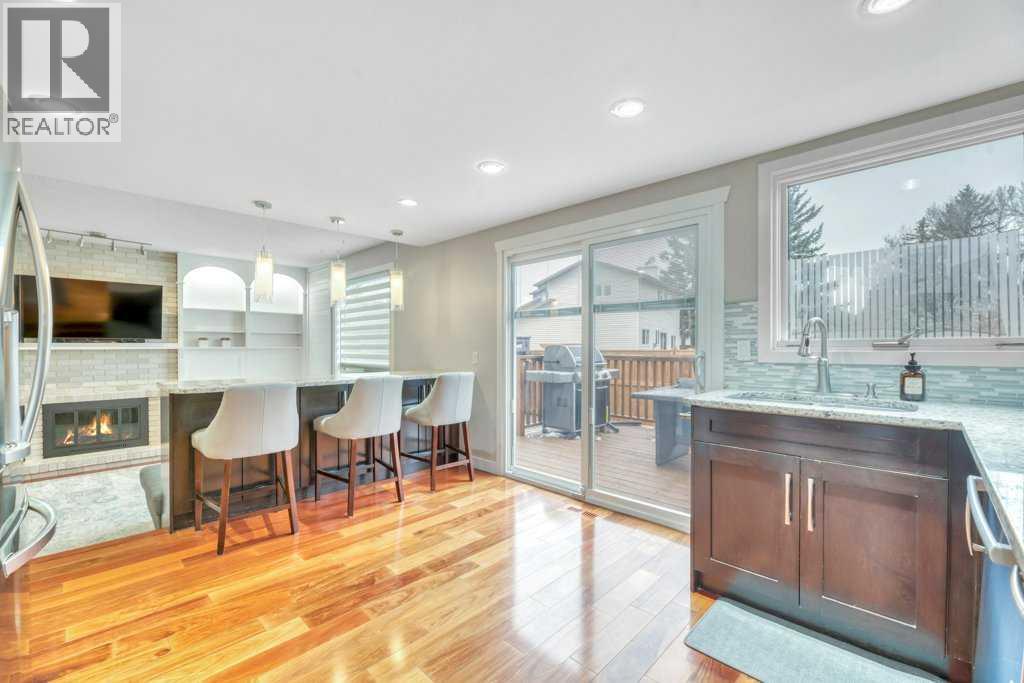408 Woodside Road SW, Calgary, Alberta  T2W 3J7 - Photo 11 - A2355432