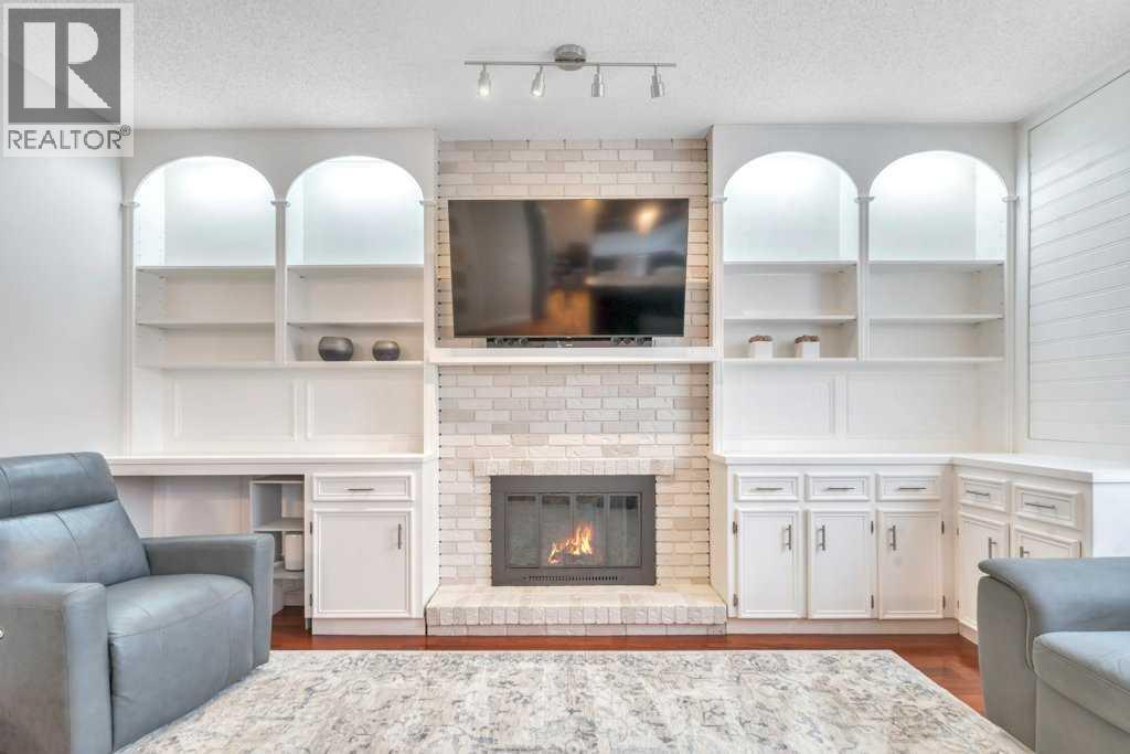 408 Woodside Road SW, Calgary, Alberta  T2W 3J7 - Photo 17 - A2355432
