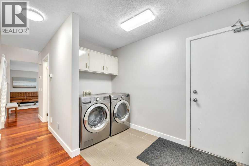 408 Woodside Road SW, Calgary, Alberta  T2W 3J7 - Photo 19 - A2355432