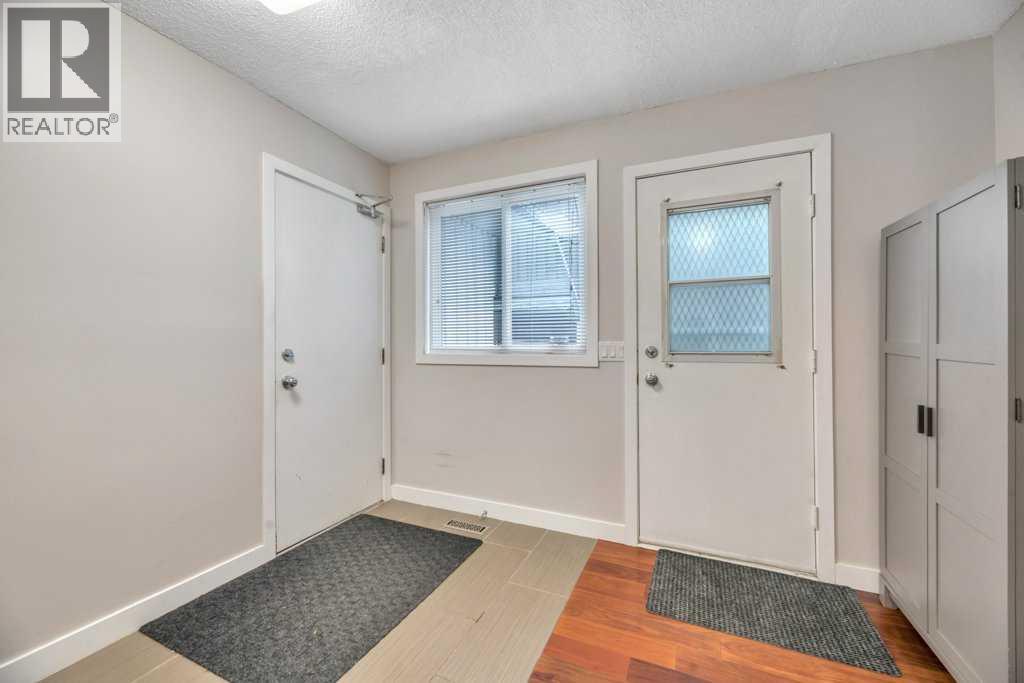 408 Woodside Road SW, Calgary, Alberta  T2W 3J7 - Photo 20 - A2355432