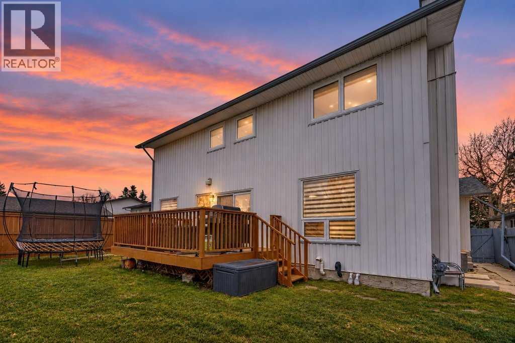 408 Woodside Road SW, Calgary, Alberta  T2W 3J7 - Photo 35 - A2355432