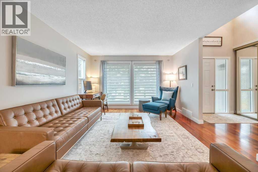 408 Woodside Road SW, Calgary, Alberta  T2W 3J7 - Photo 6 - A2355432