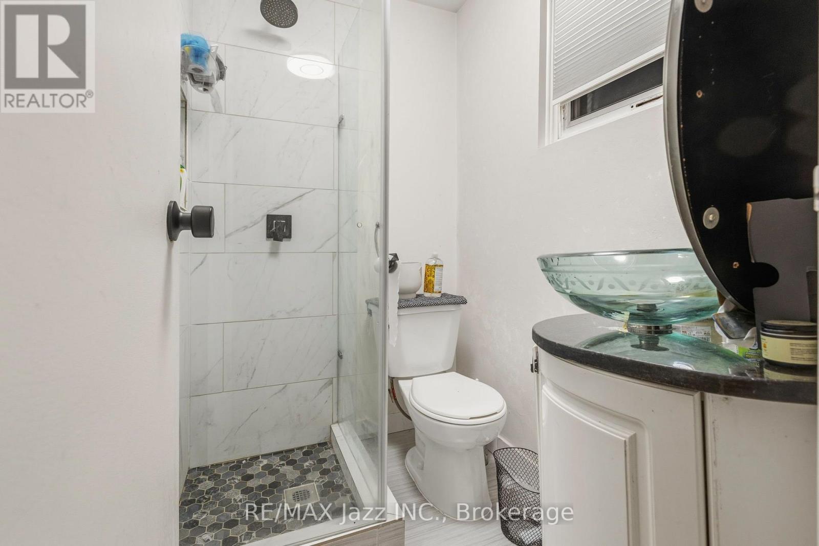724 Galahad Drive, Oshawa, Ontario  L1K 1M2 - Photo 19 - E14126058