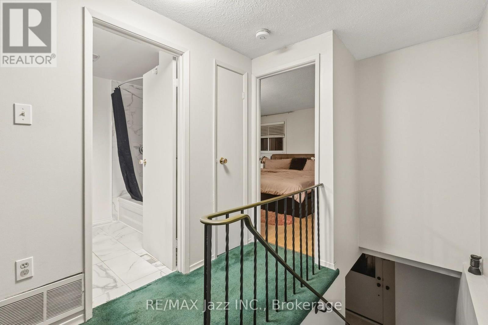 724 Galahad Drive, Oshawa, Ontario  L1K 1M2 - Photo 16 - E14126058