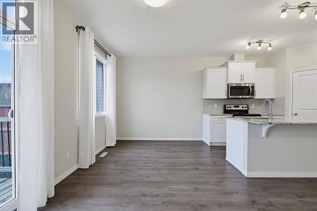 112 Legacy Glen Street SE