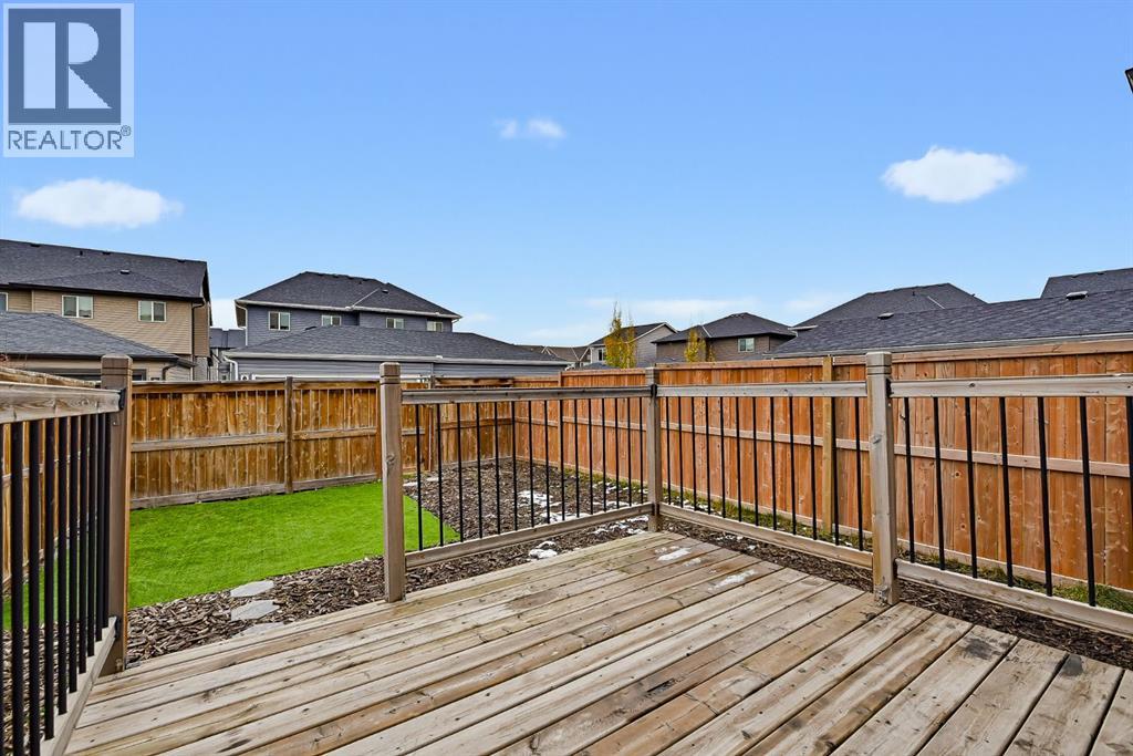 112 Legacy Glen Street SE