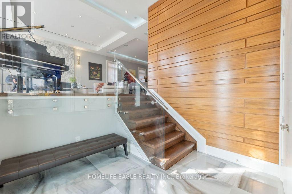 114 Haddington Avenue, Toronto, Ontario M5M 2P5 - Photo 3 - C14130612