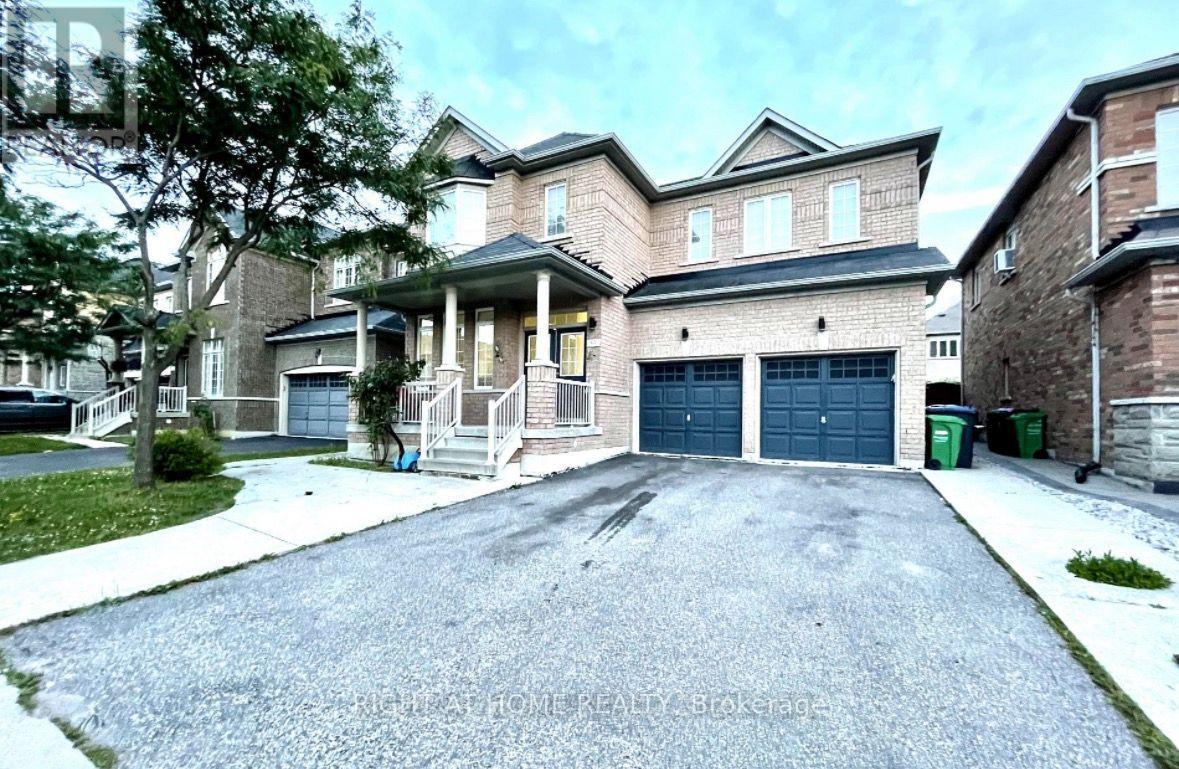 Main,2nd - 65 Newington Crescent, Brampton, Ontario  L6P 3E8 - Photo 2 - W14130556