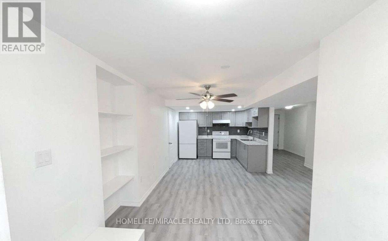 6 Diane Court, Brampton (Fletcher's Creek South), Ontario  L6Y 3E3 - Photo 4 - W14130592