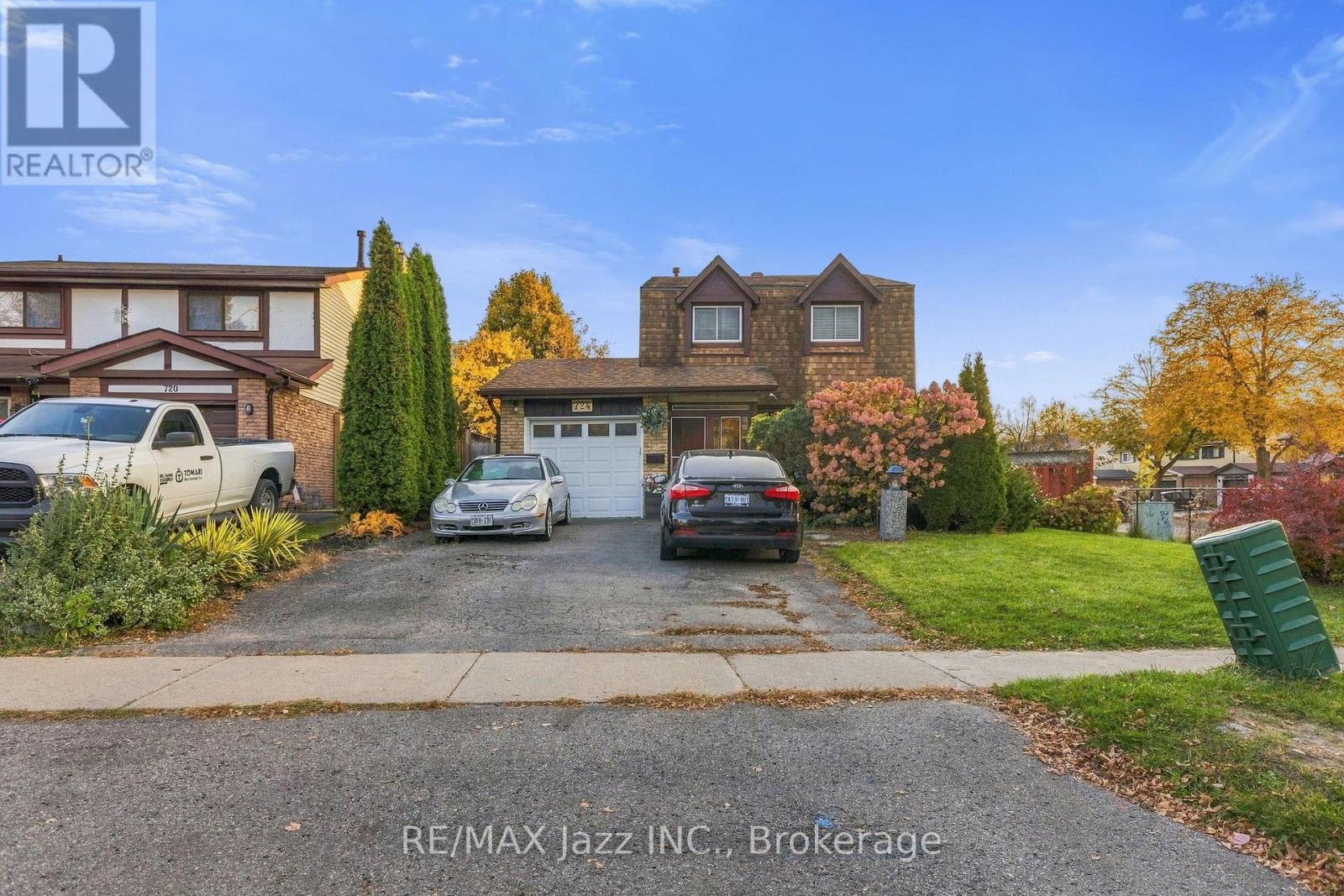 724 GALAHAD DRIVE, Oshawa, Ontario