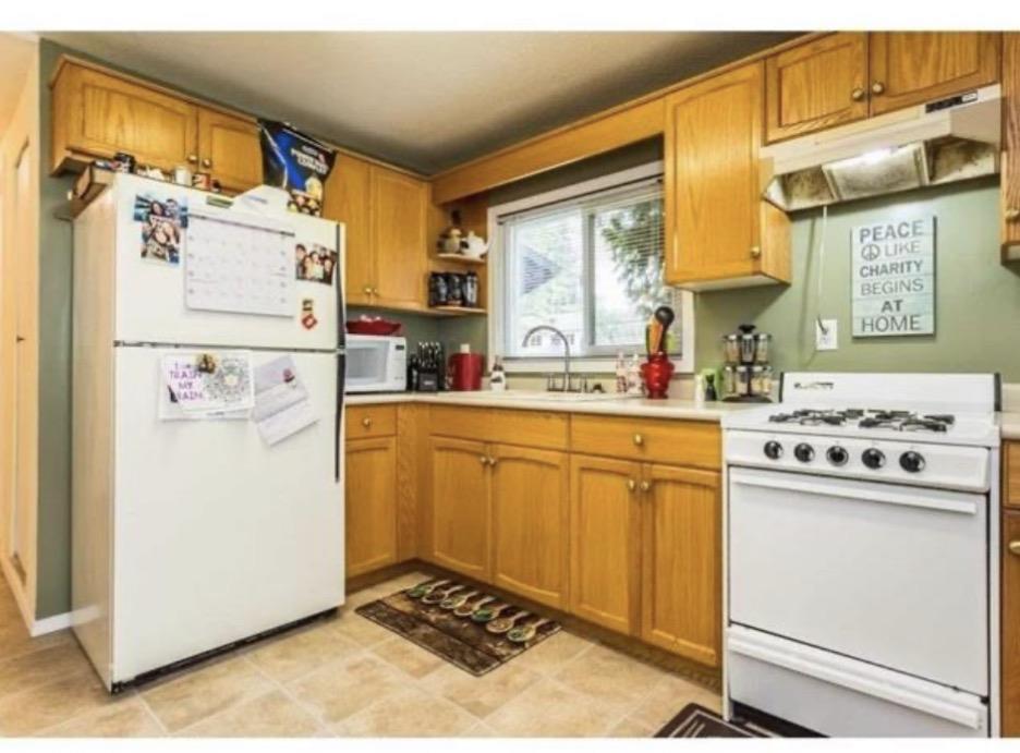 3633 BURNSIDE DRIVE