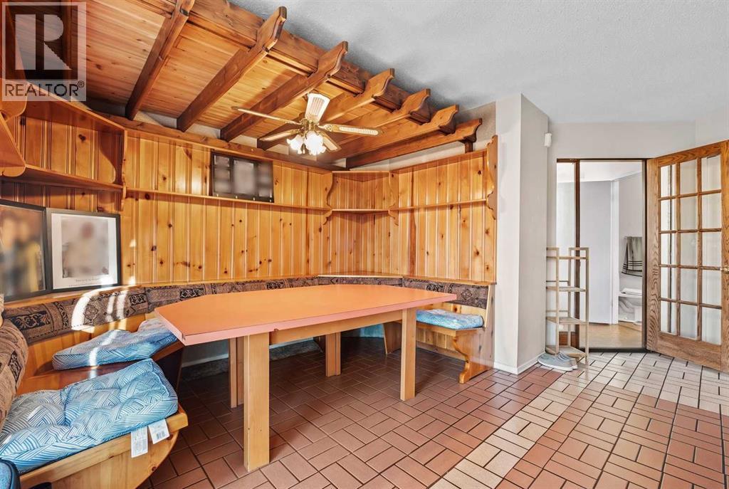 32 Castleglen Court NE