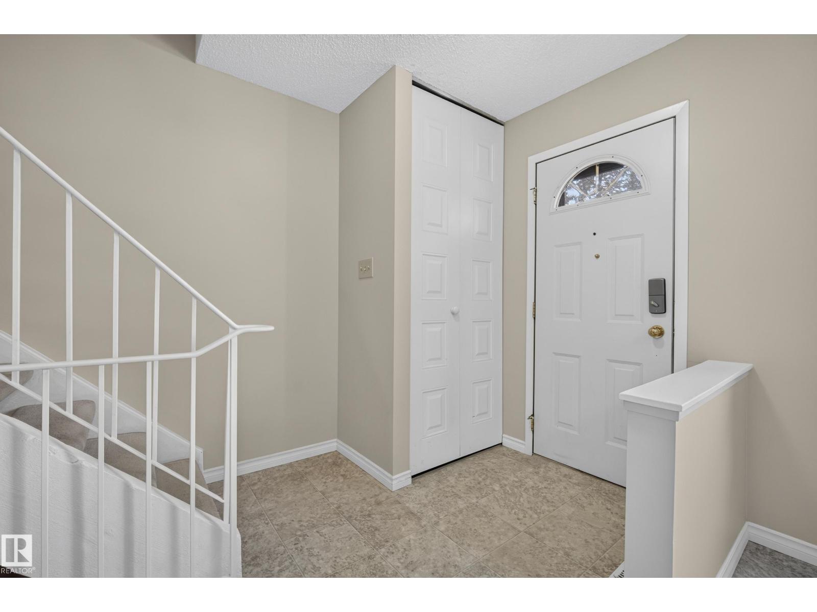 181 TUDOR LN NW