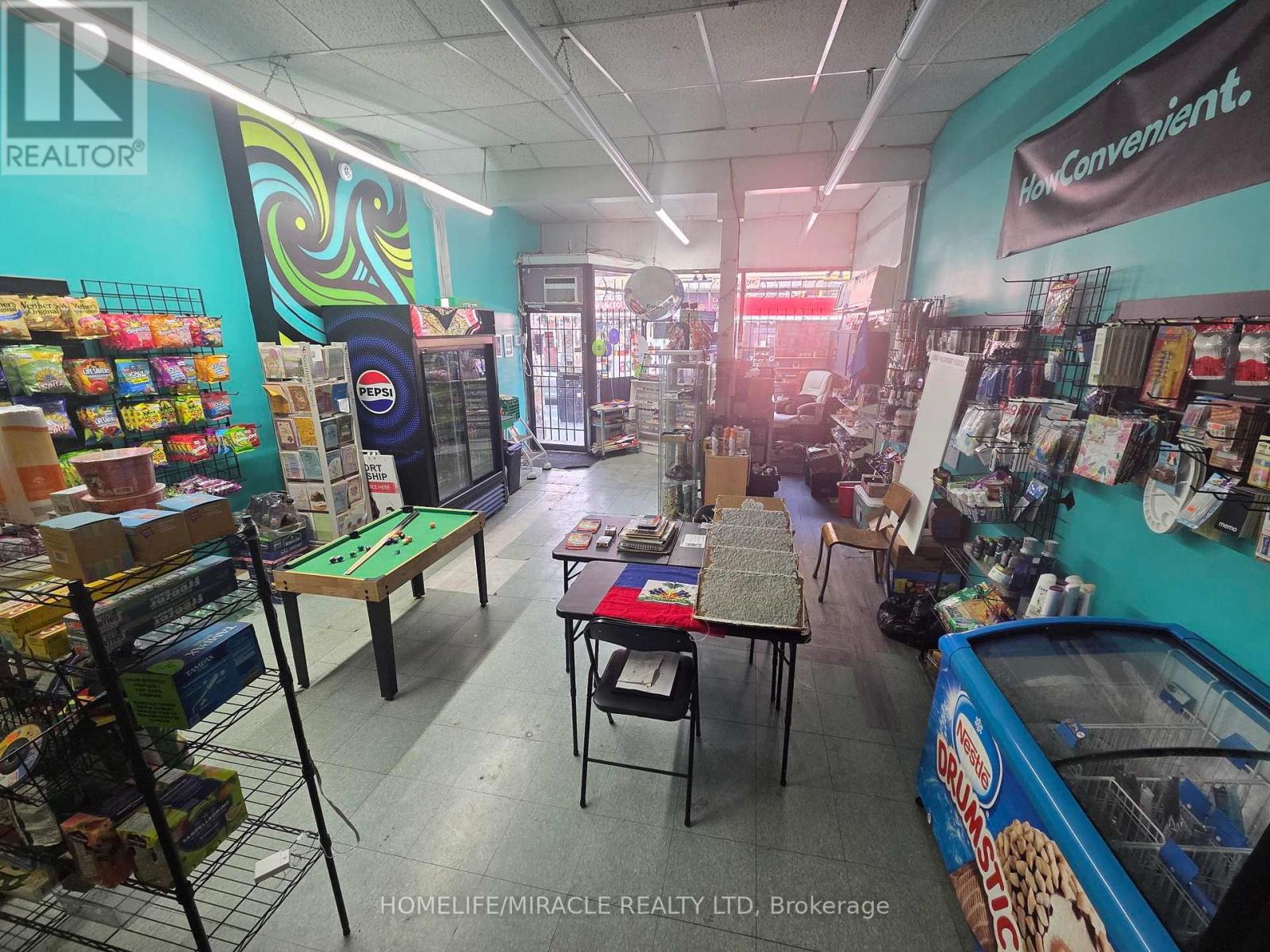 927 Bloor Street W, Toronto, Ontario  M6H 1L5 - Photo 14 - C14130624