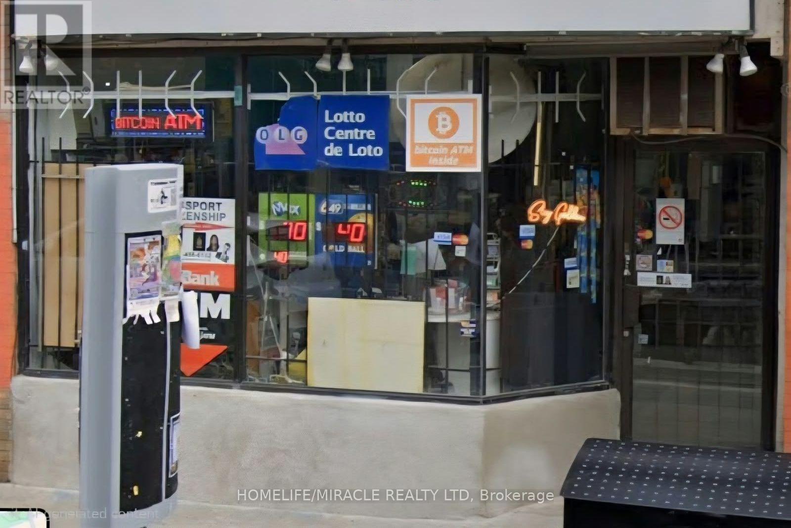 927 Bloor Street W, Toronto, Ontario  M6H 1L5 - Photo 2 - C14130624