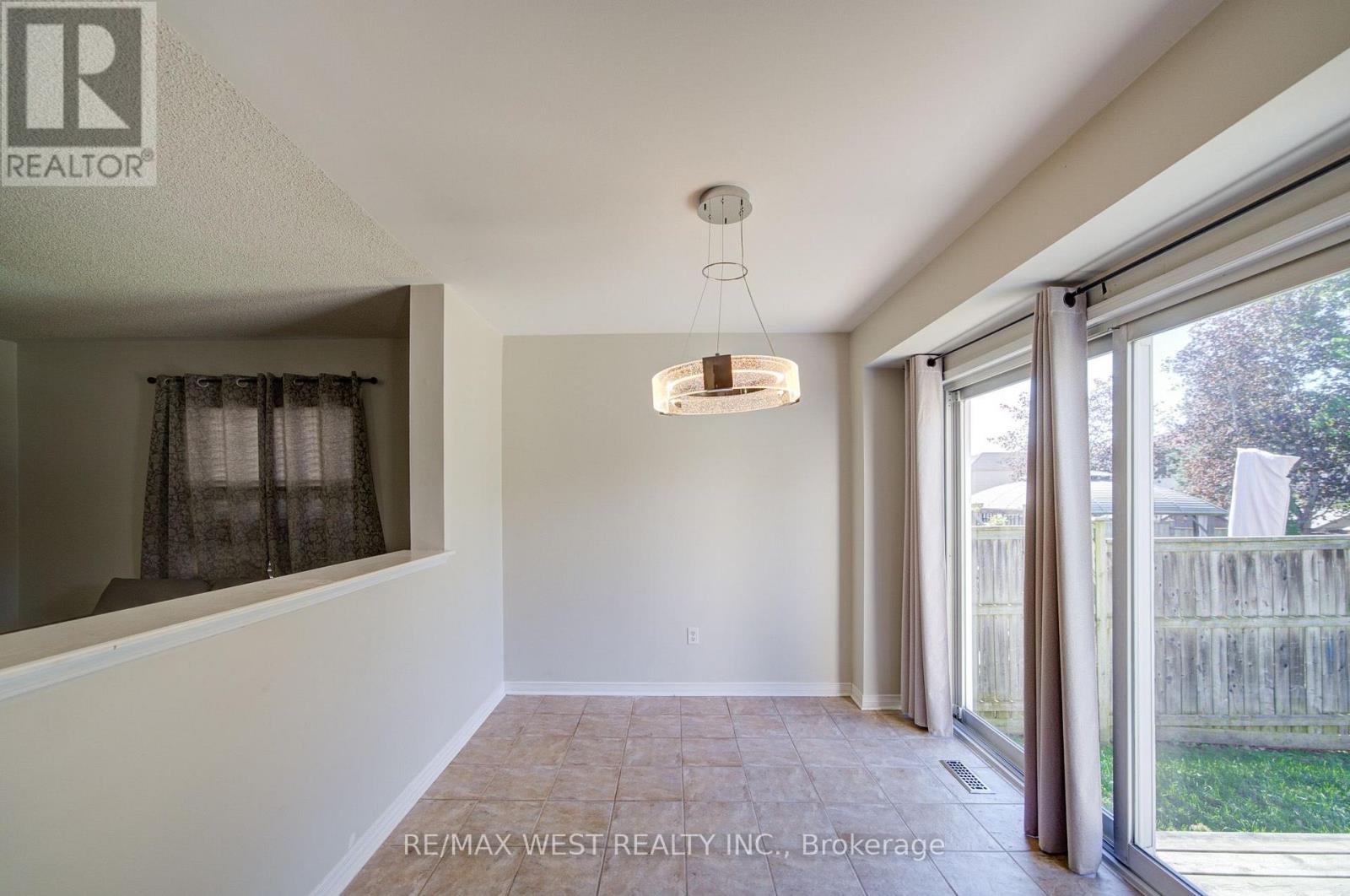 143 Allworth Crescent, Clarington, Ontario  L1C 0B4 - Photo 14 - E14130634