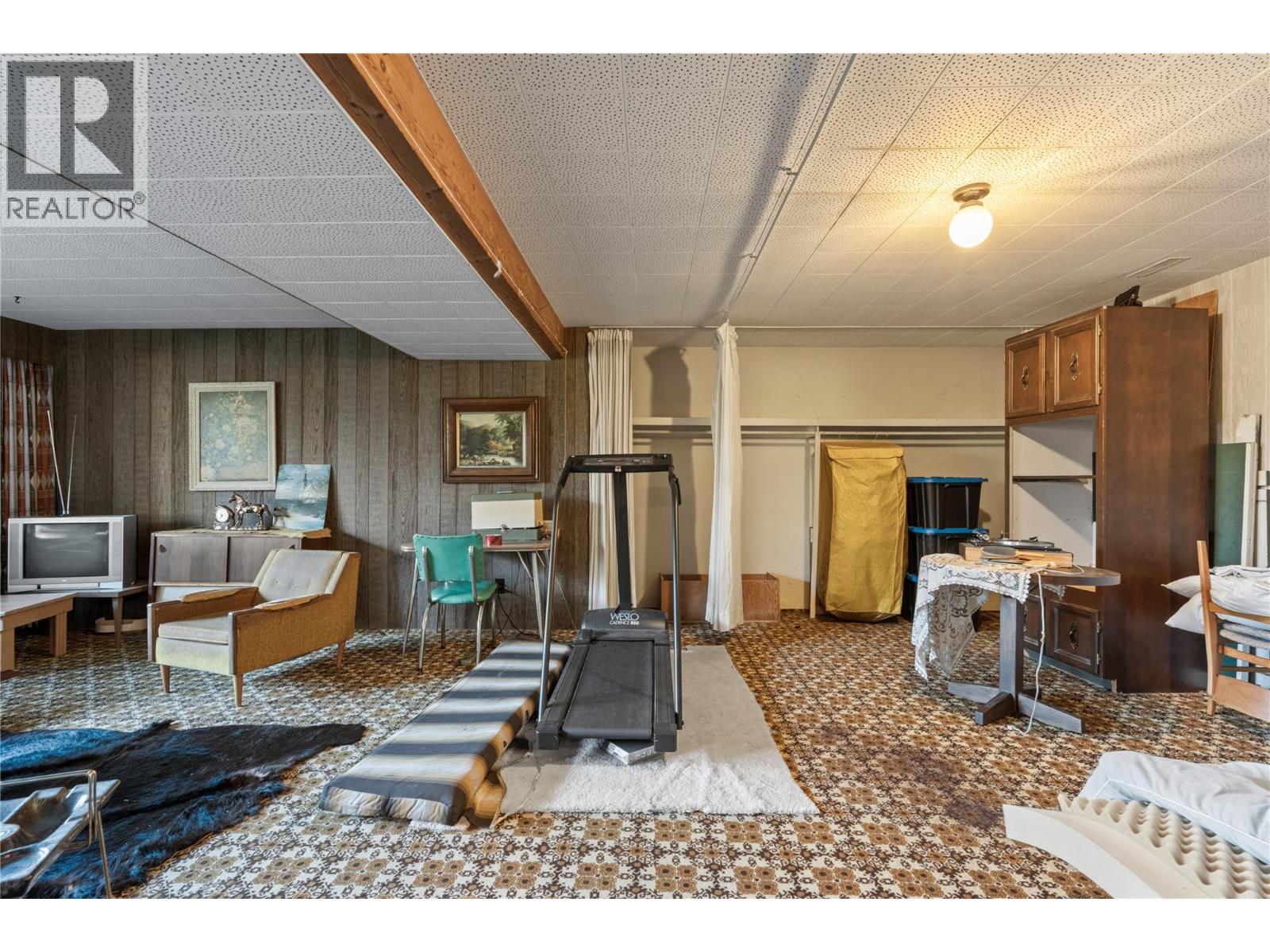 6709 Cosens Bay Road, Coldstream, British Columbia  V1B 1N7 - Photo 35 - 10400706