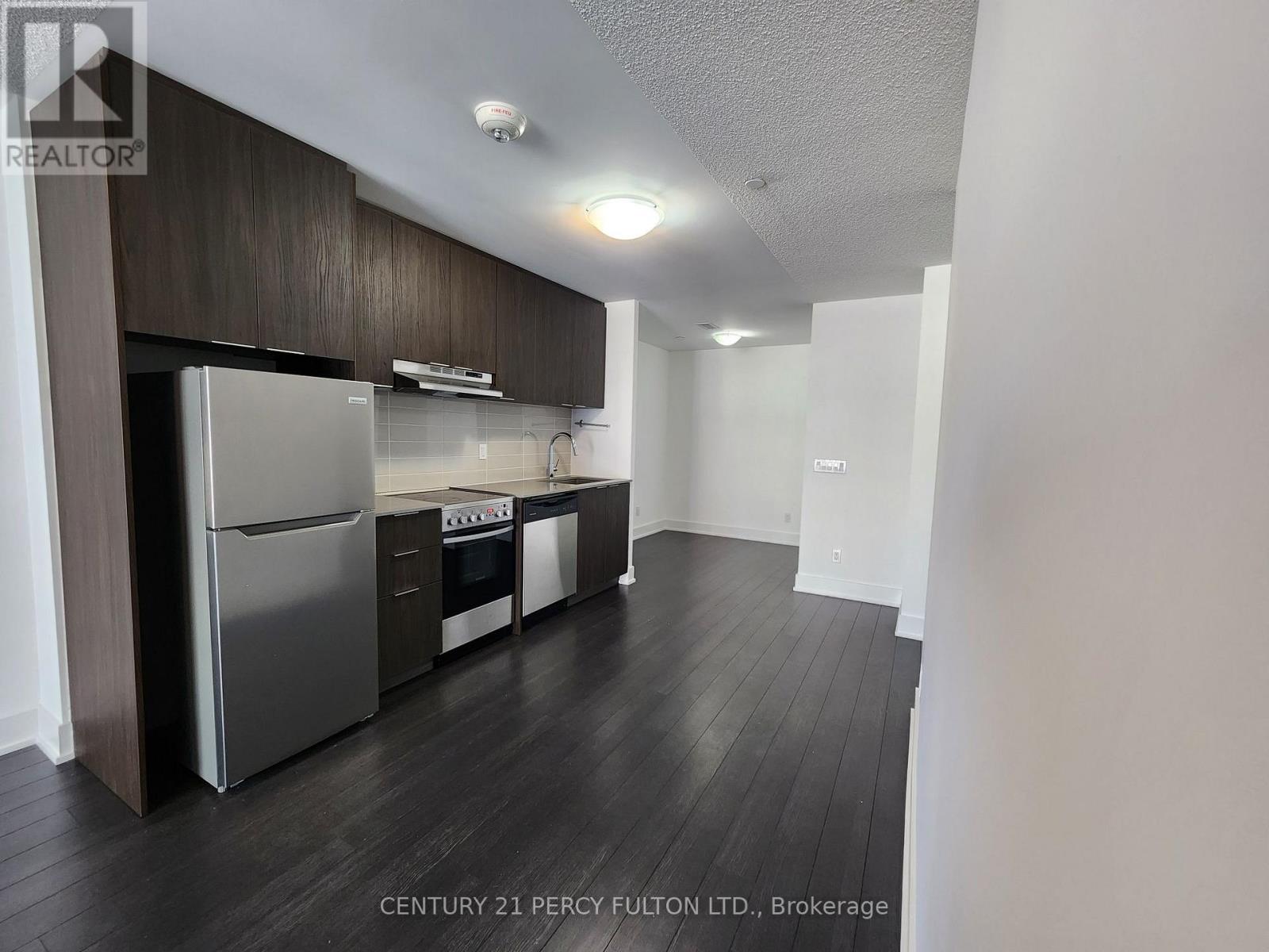 R215 - 18 MILLWOOD ROAD, toronto (mount pleasant west), Ontario
