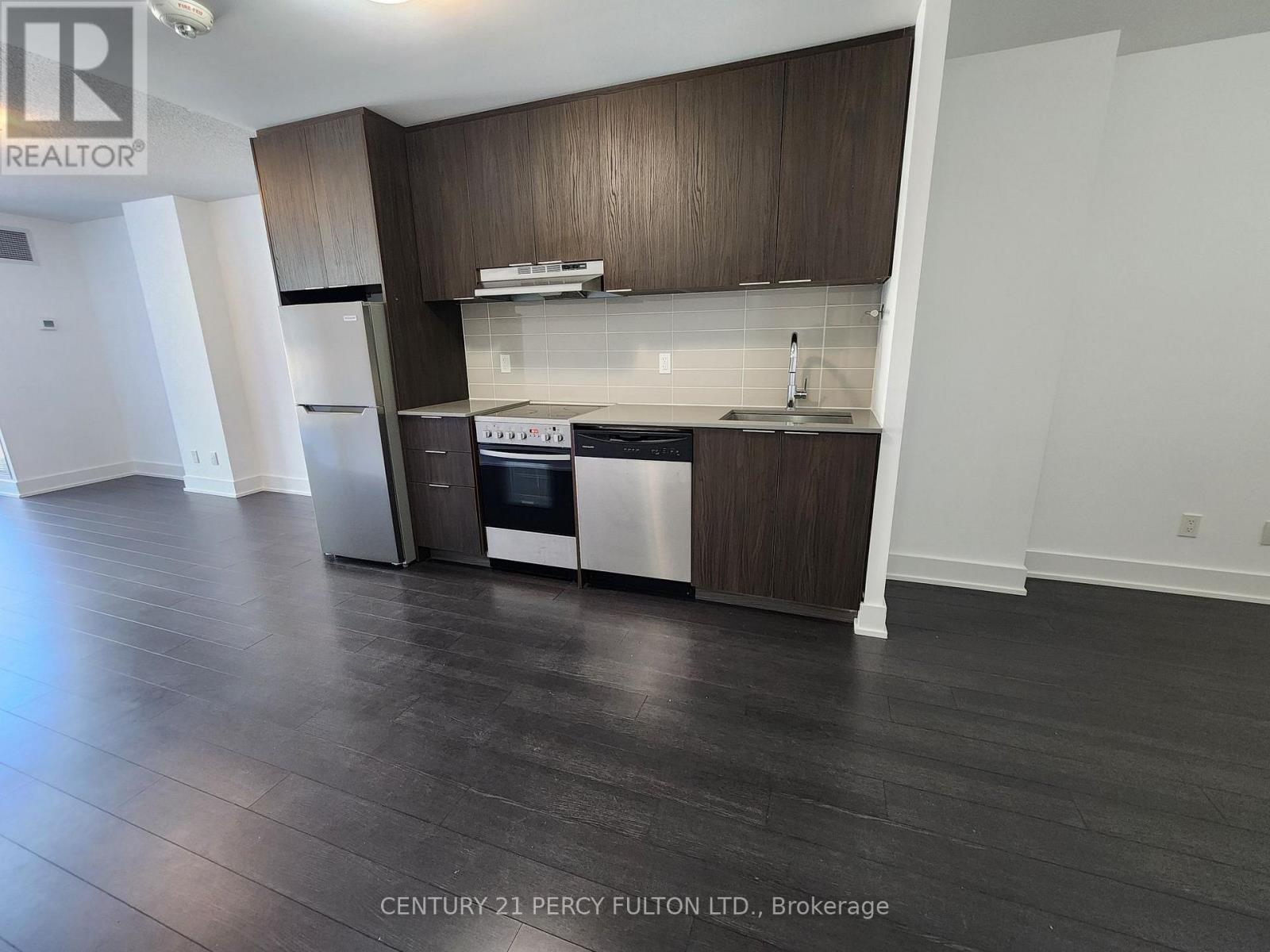 R215 - 18 Millwood Road, Toronto (Mount Pleasant West), Ontario  M4S 0C2 - Photo 6 - C14130694