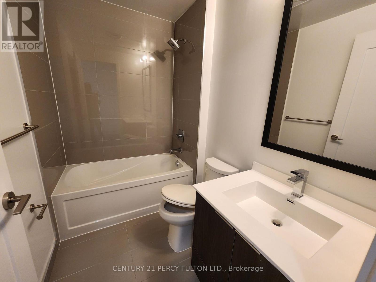 R215 - 18 Millwood Road, Toronto (Mount Pleasant West), Ontario  M4S 0C2 - Photo 7 - C14130694