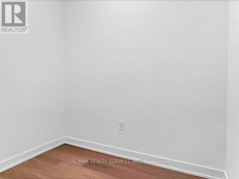 908 - 448 Burnhamthorpe Road W, Mississauga, Ontario  L5B 0R4 - Photo 9 - W14130680