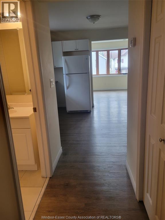 372 Louis Unit# Upper, Windsor, Ontario  N9A 1W4 - Photo 7 - 26026462