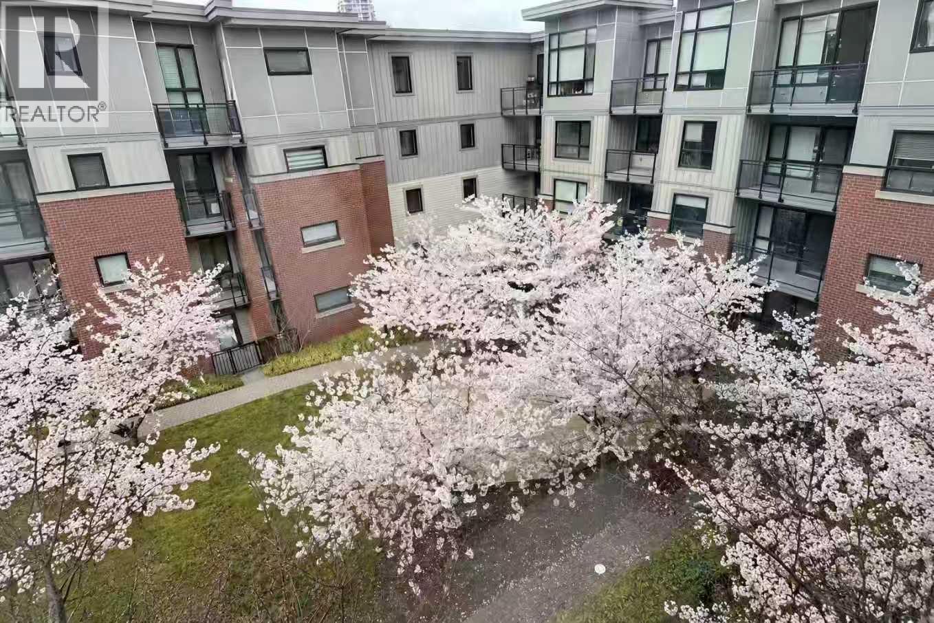 414 7058 14th Avenue, Burnaby, British Columbia  V3N 0E6 - Photo 3 - R3179458