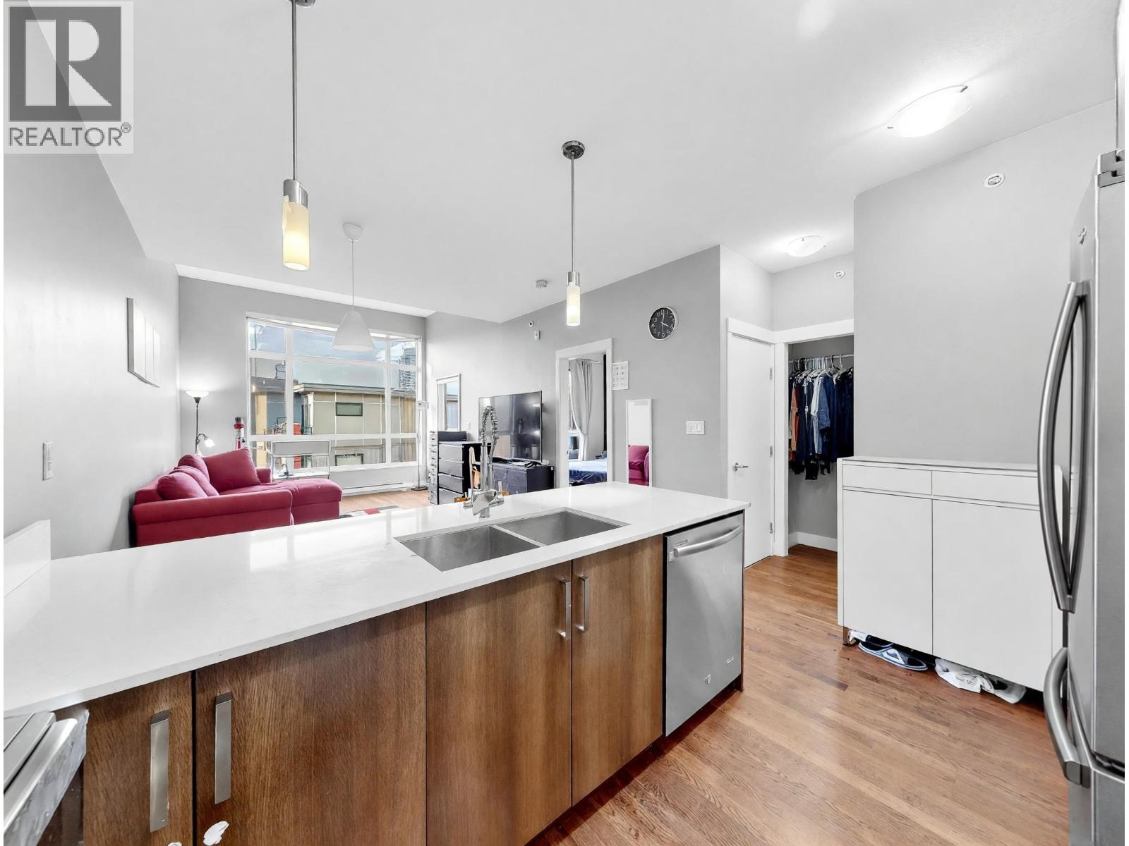 414 7058 14th Avenue, Burnaby, British Columbia  V3N 0E6 - Photo 8 - R3179458