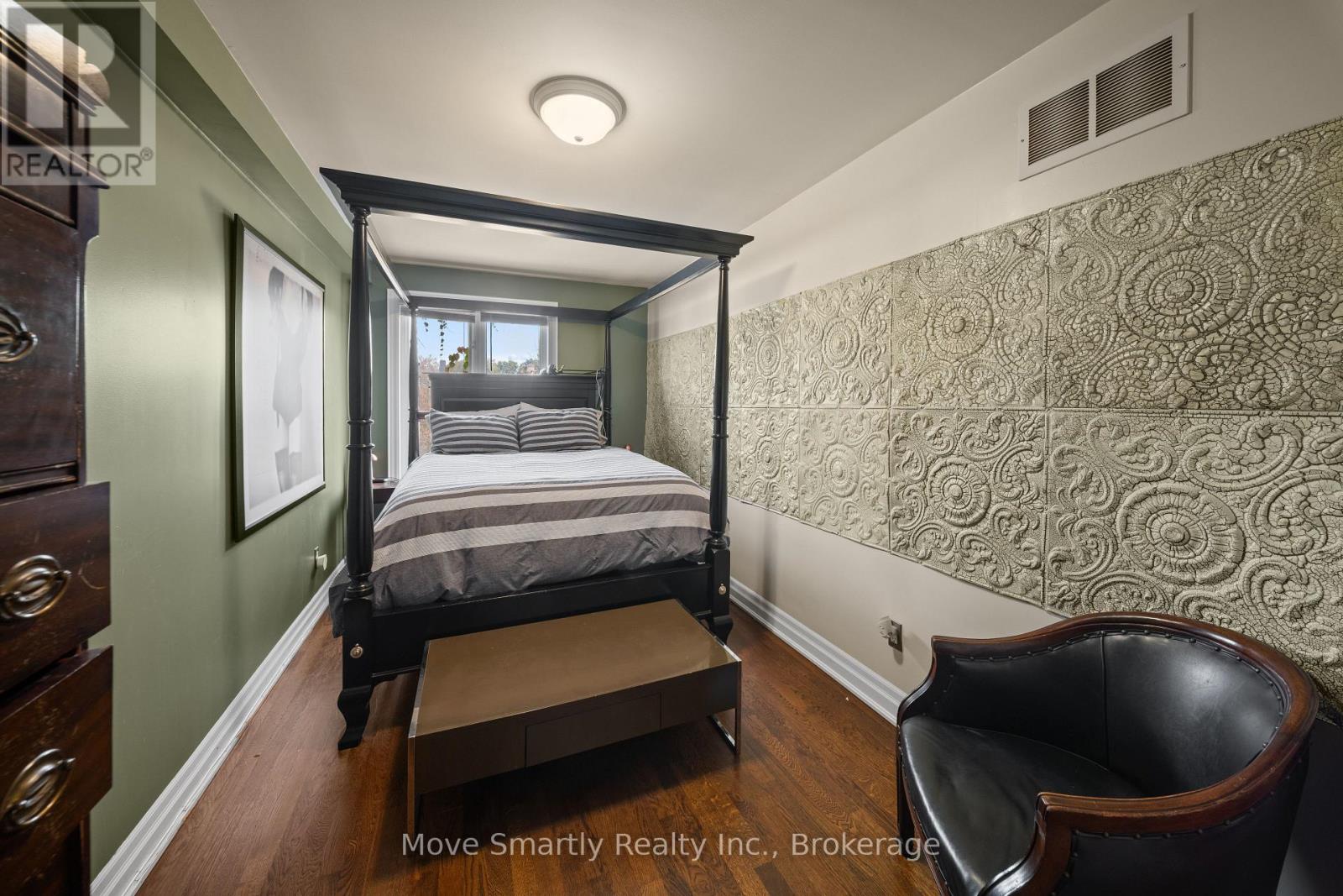 969 Queen Street E, Toronto, Ontario  M4M 1K2 - Photo 16 - E14128124