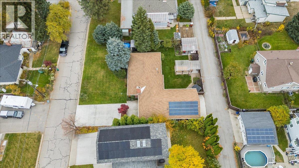 130 Cambridge Road, Warfield, British Columbia  V1R 2J1 - Photo 53 - 10404856