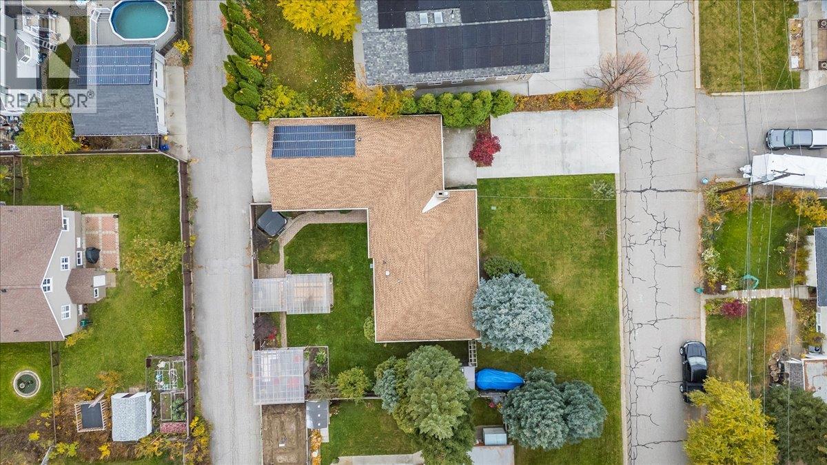 130 Cambridge Road, Warfield, British Columbia  V1R 2J1 - Photo 55 - 10404856