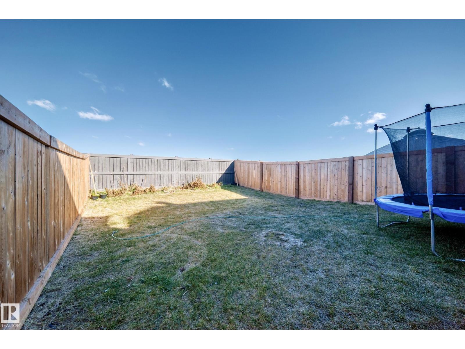 4698 177 AV NW