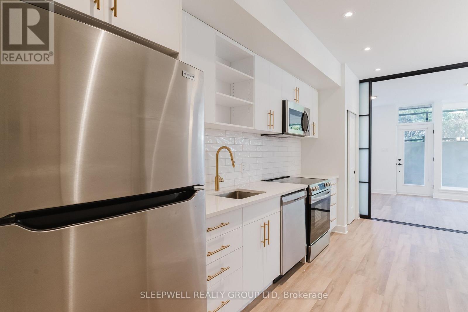 1 - 845 Champlain Street, Ottawa, Ontario  K1C 1K3 - Photo 4 - X14130782