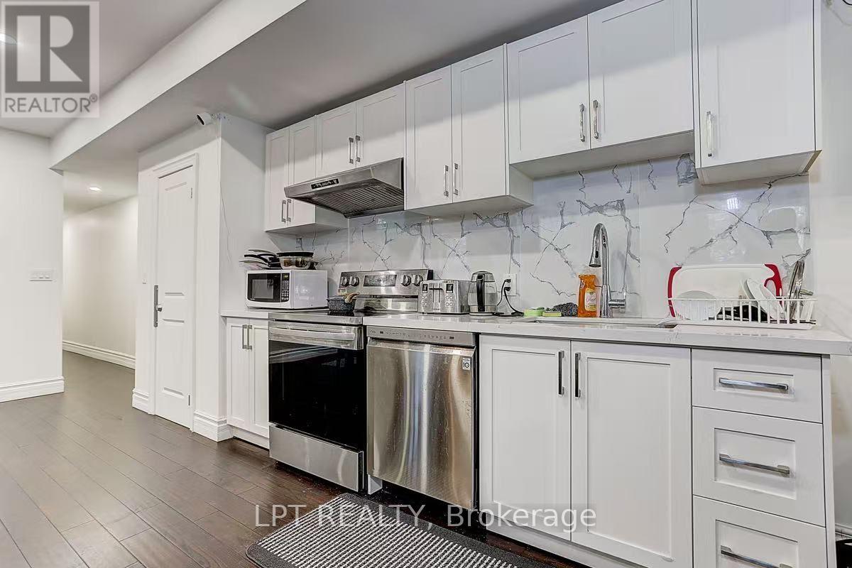 Room 304 - 600 Parliament Street, Toronto, Ontario  M4X 1R2 - Photo 3 - C14130810