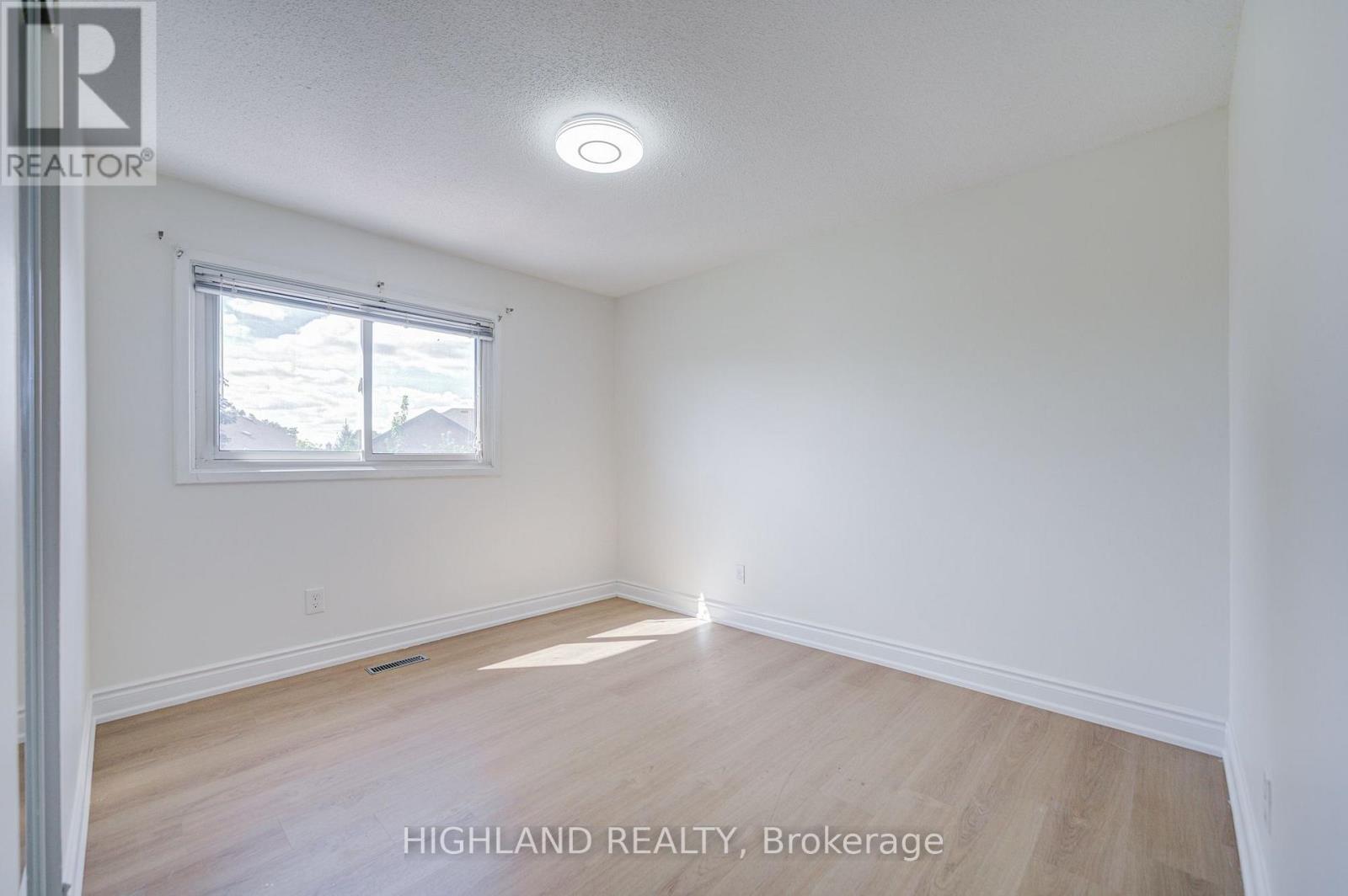 4066 Wycliffe Way, Mississauga, Ontario  L5C 3S1 - Photo 18 - W14130802