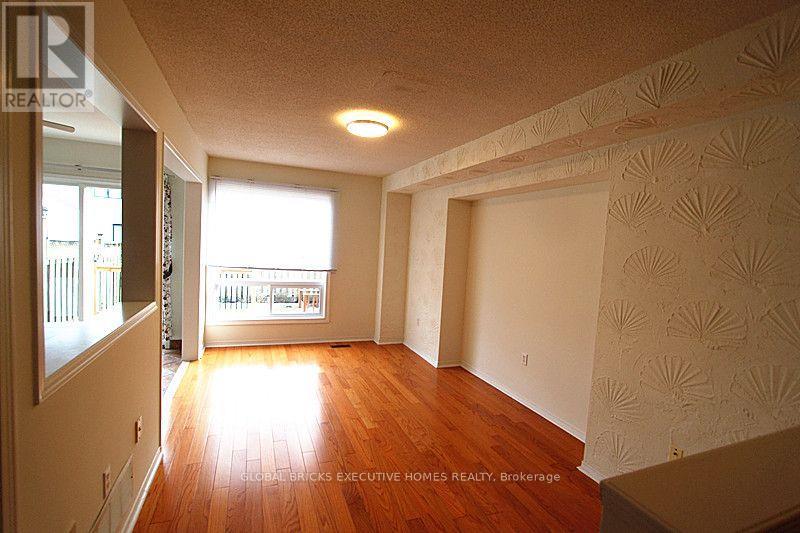 3384 Snowball Road, Mississauga, Ontario  L5N 7M6 - Photo 6 - W14127260