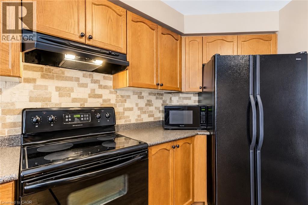 703 Paris Boulevard, Waterloo, Ontario  N2T 2X9 - Photo 4 - 40874921