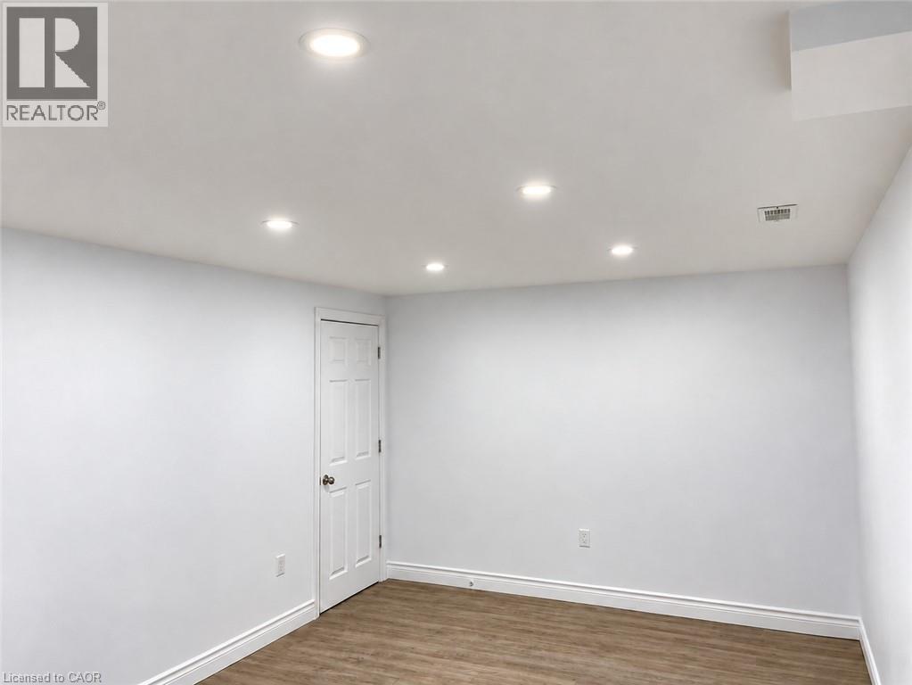 703 Paris Boulevard, Waterloo, Ontario  N2T 2X9 - Photo 14 - 40874921