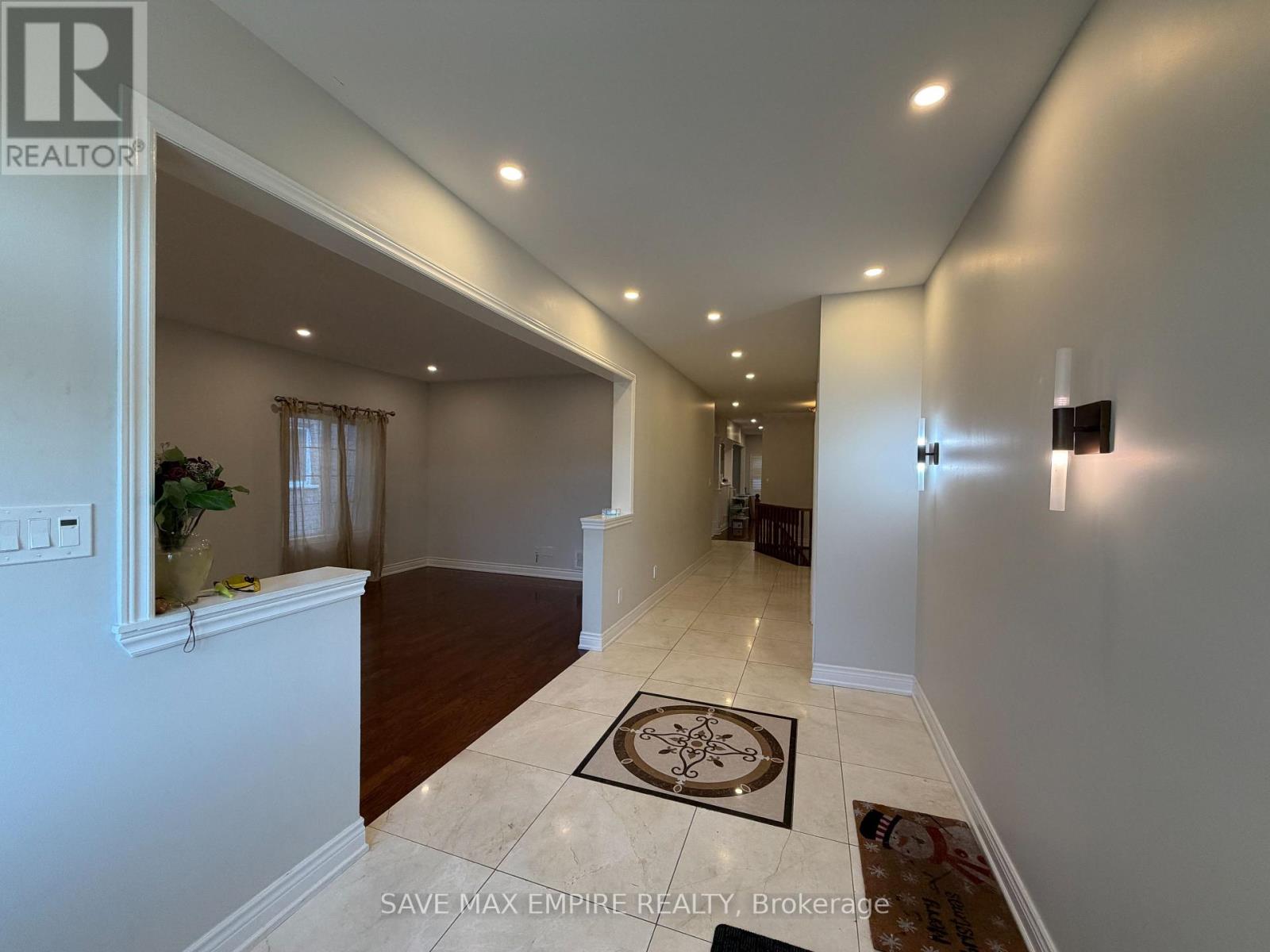 2596 North Ridge Trail, Oakville, Ontario  L6H 7L5 - Photo 3 - W14102886