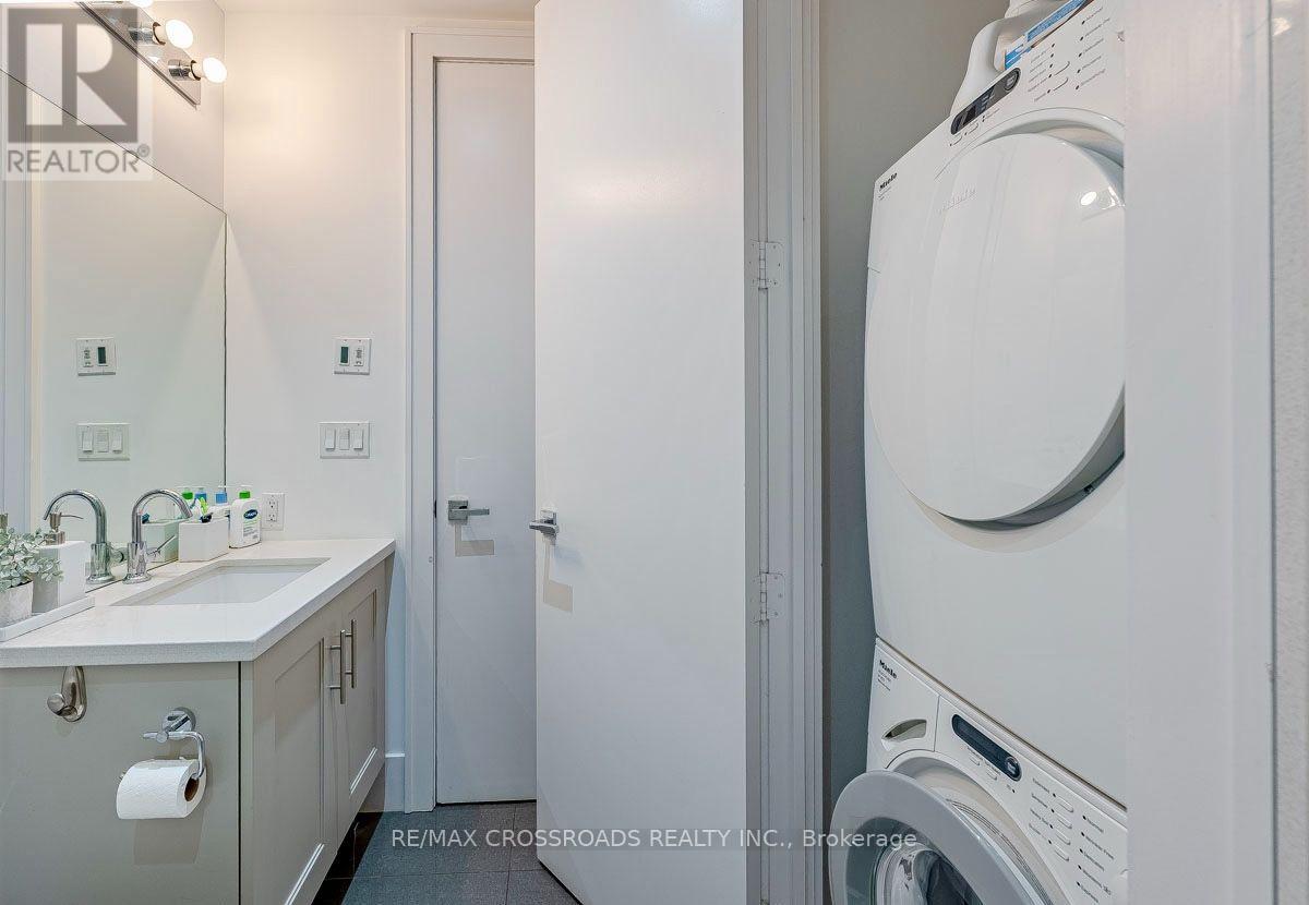 1010 - 29 Queens Quay E, Toronto, Ontario  M5E 0A4 - Photo 18 - C14130834