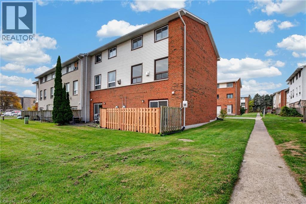 129 Concession Street E Unit# 35, Tillsonburg, Ontario  N4G 4N4 - Photo 39 - 40874644