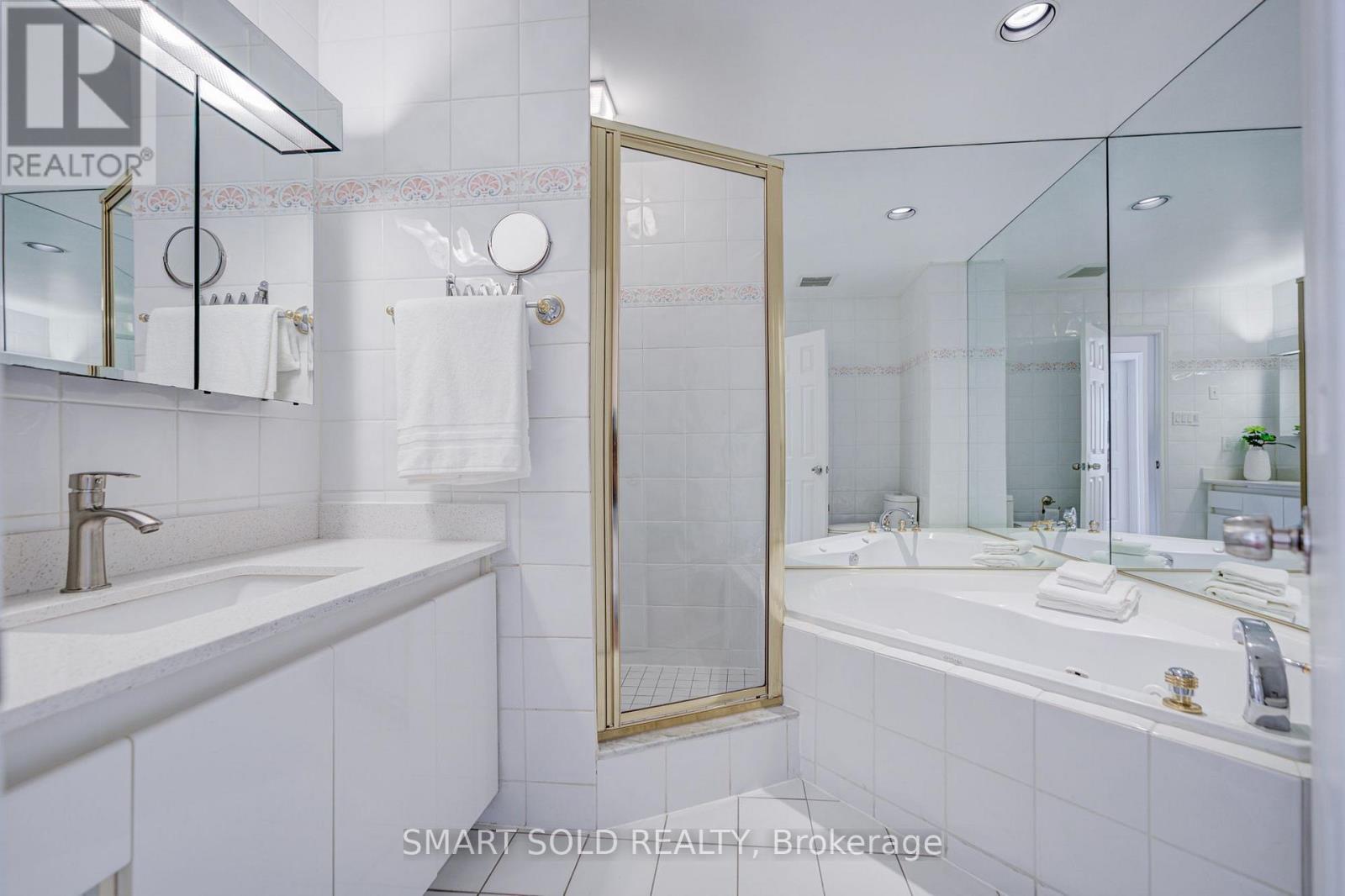 184 - 18 Clark Avenue W, Vaughan (Crestwood-Springfarm-Yorkhill), Ontario  L4J 8H1 - Photo 22 - N14130892
