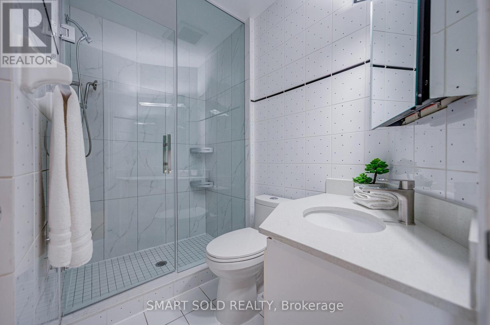 184 - 18 Clark Avenue W, Vaughan (Crestwood-Springfarm-Yorkhill), Ontario  L4J 8H1 - Photo 23 - N14130892