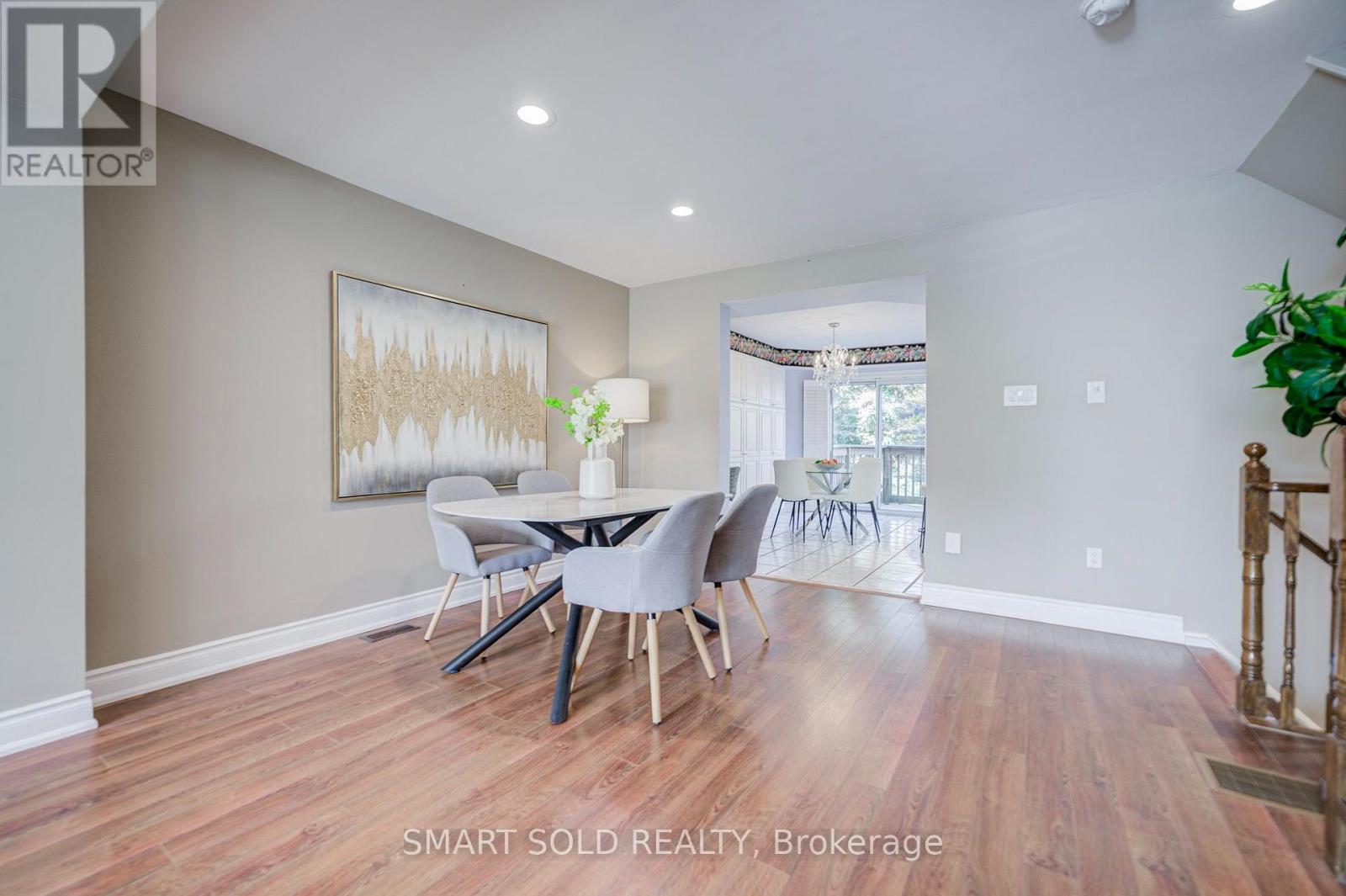 184 - 18 Clark Avenue W, Vaughan (Crestwood-Springfarm-Yorkhill), Ontario  L4J 8H1 - Photo 9 - N14130892