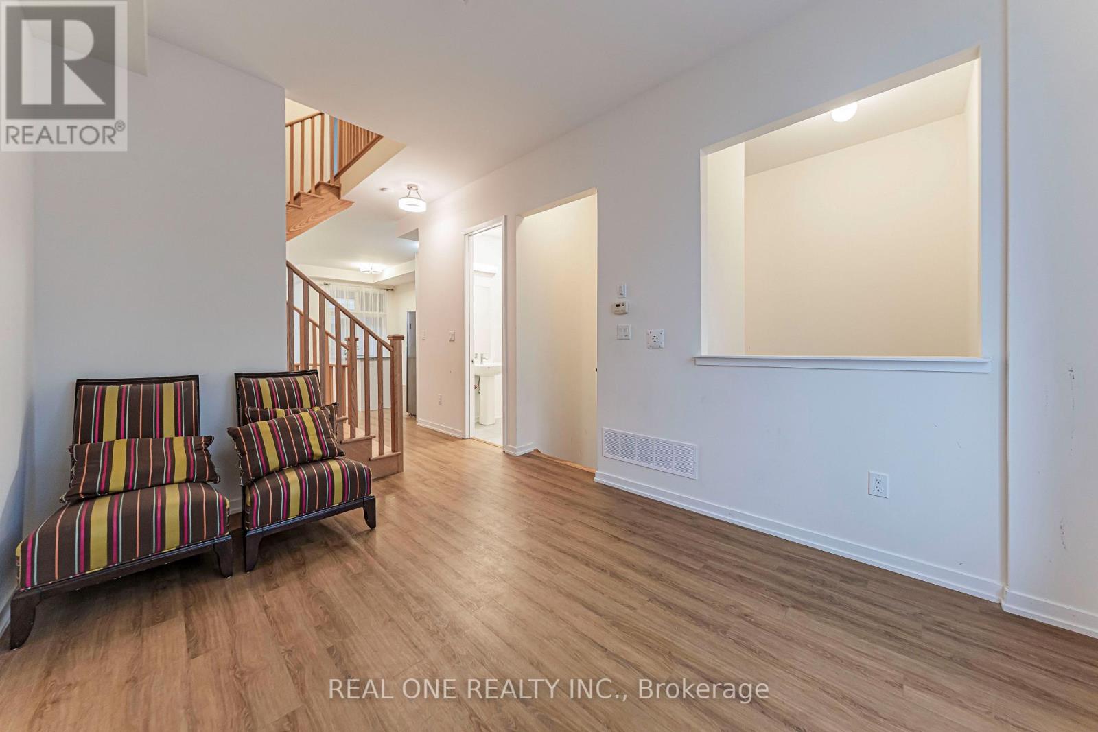 22 Andalusia Lane, Markham, Ontario  L6E 0V3 - Photo 9 - N14130906