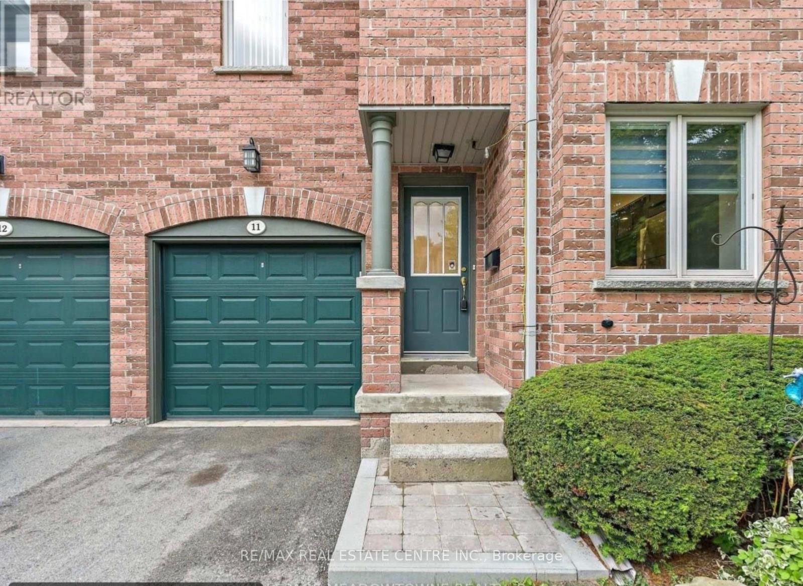 11 - 76 River Drive, Halton Hills, Ontario  L7G 2J2 - Photo 2 - W14130922