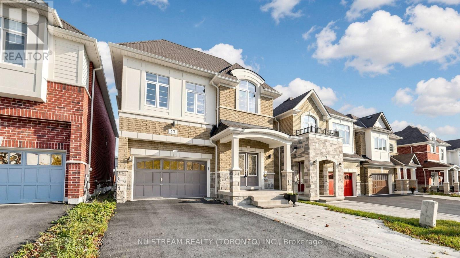 17 Foxberry Road, East Gwillimbury, Ontario  L9N 0P6 - Photo 2 - N14114944
